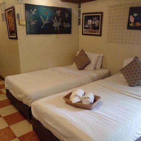 Baansuanleelawadee Resort Amphawa Exteriör bild
