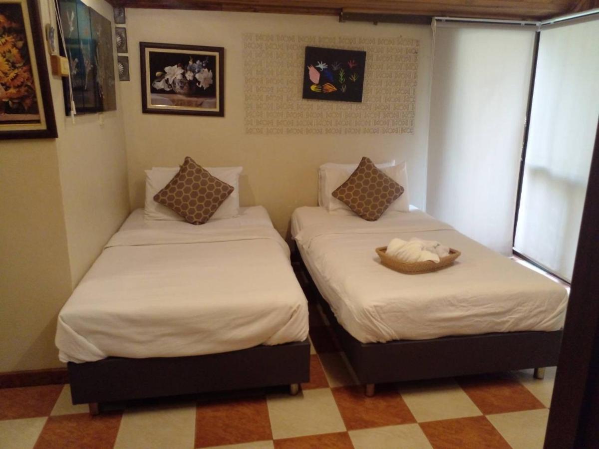 Baansuanleelawadee Resort Amphawa Exteriör bild