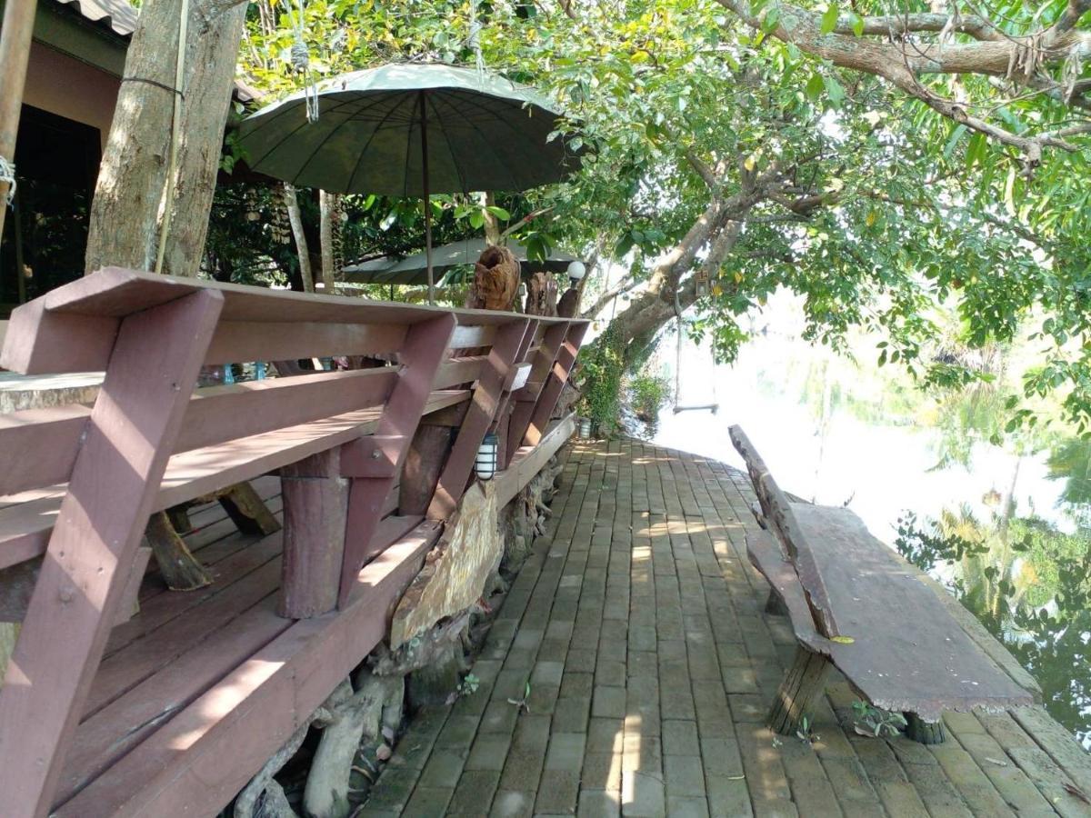 Baansuanleelawadee Resort Amphawa Exteriör bild