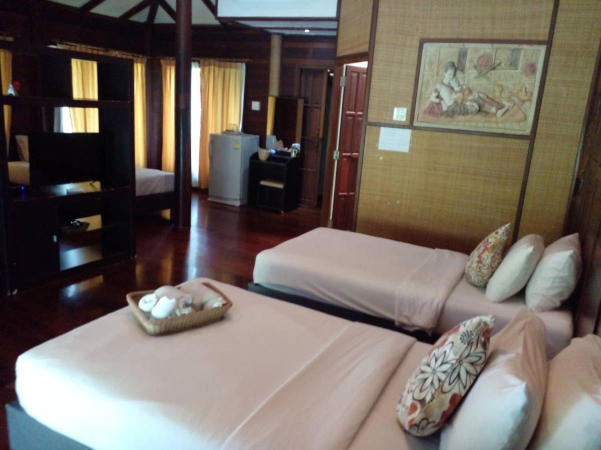Baansuanleelawadee Resort Amphawa Exteriör bild
