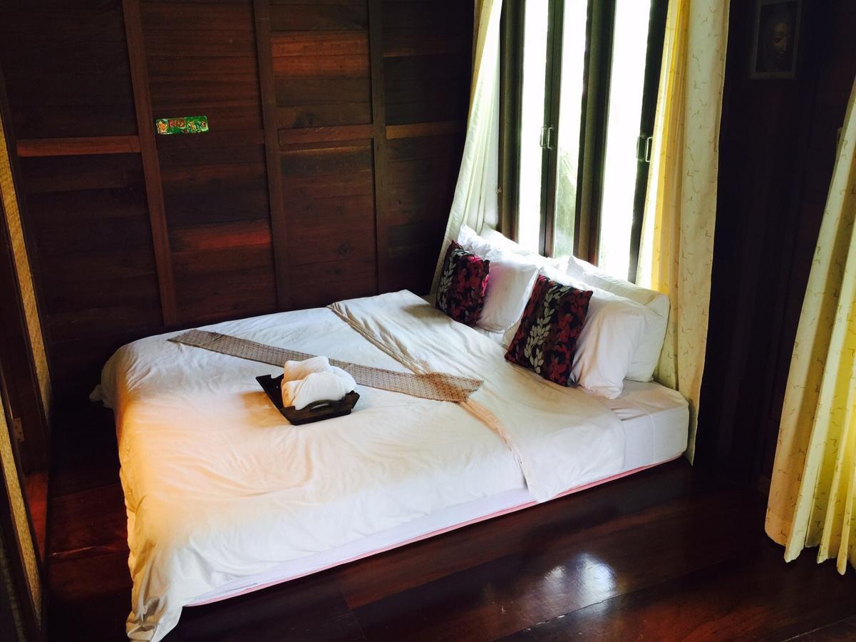 Baansuanleelawadee Resort Amphawa Exteriör bild