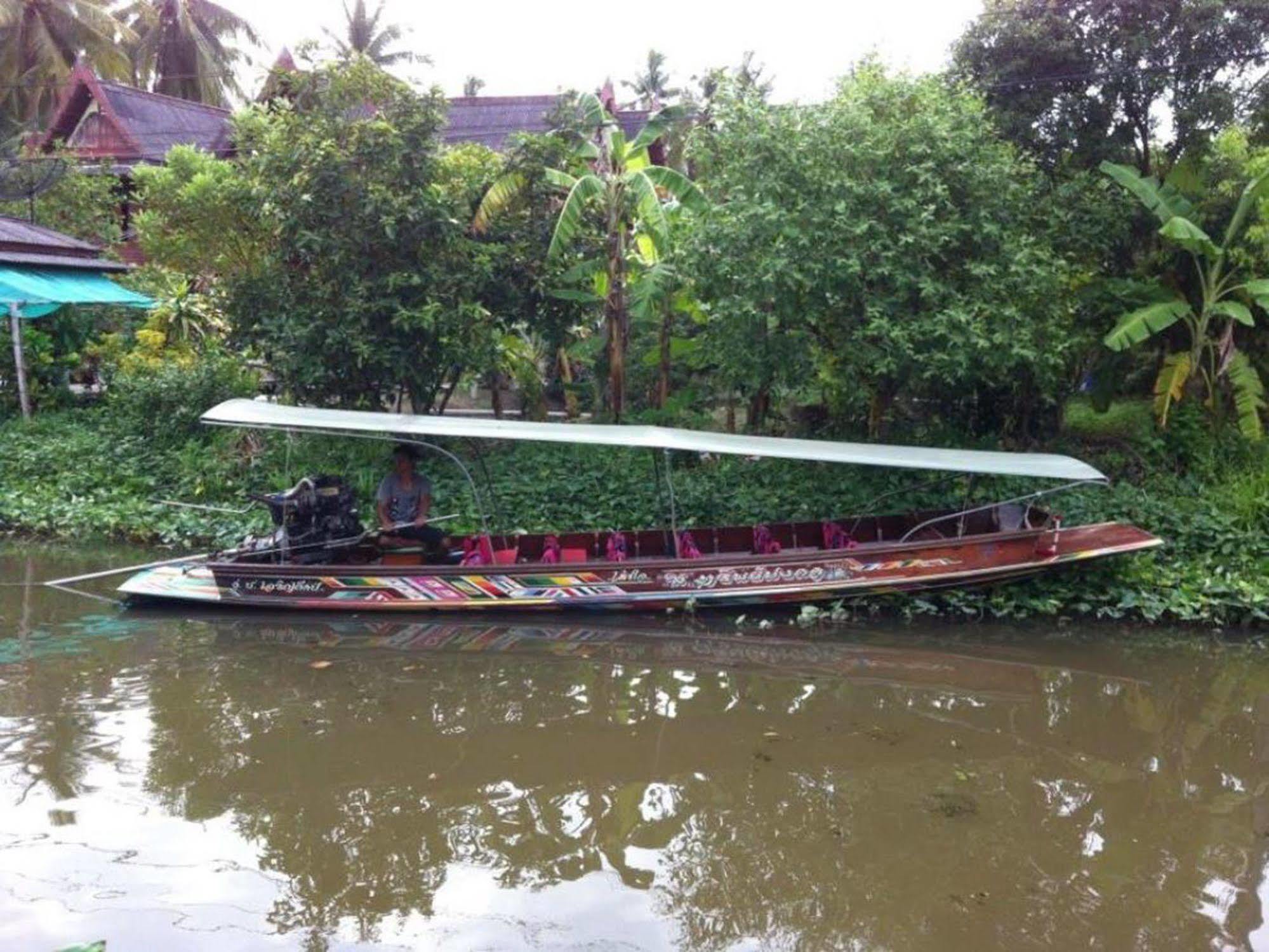 Baansuanleelawadee Resort Amphawa Exteriör bild
